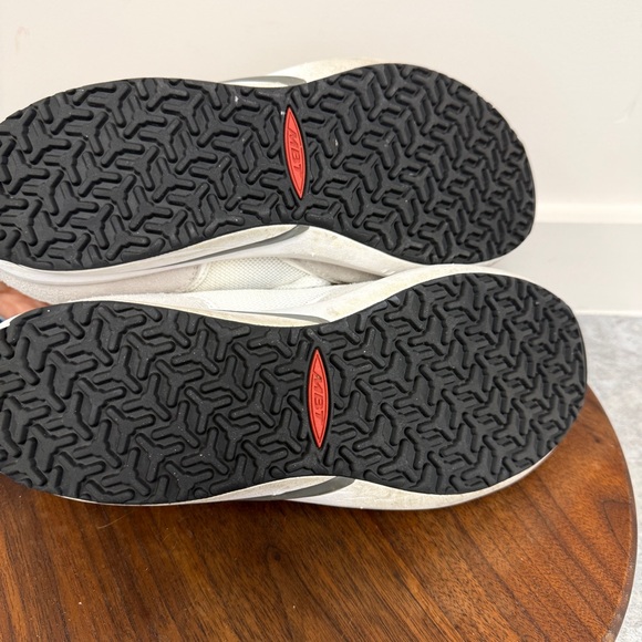 MBT Level 3 Rocker Sz 7.5 - Picture 11 of 16